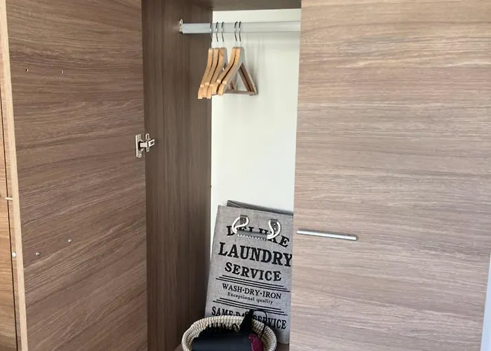 Calm Joy & J - Happy * Ermoupoli