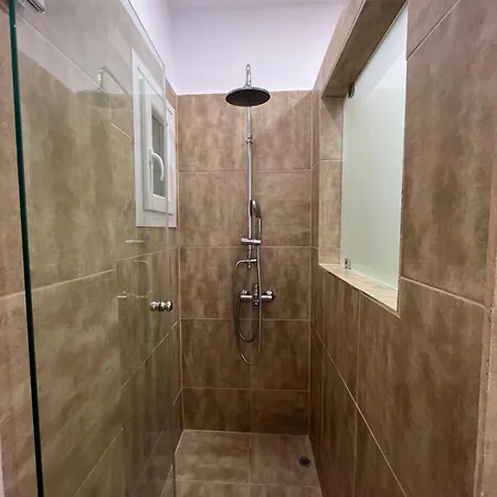 דירה Calm Joy & J - Happy *