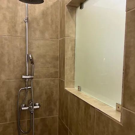 דירה Calm Joy & J - Happy ארמופוליס