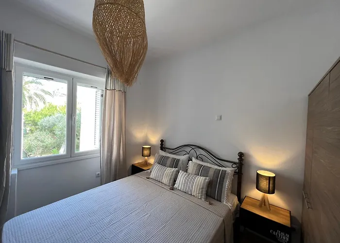 Calm Joy & J - Happy *